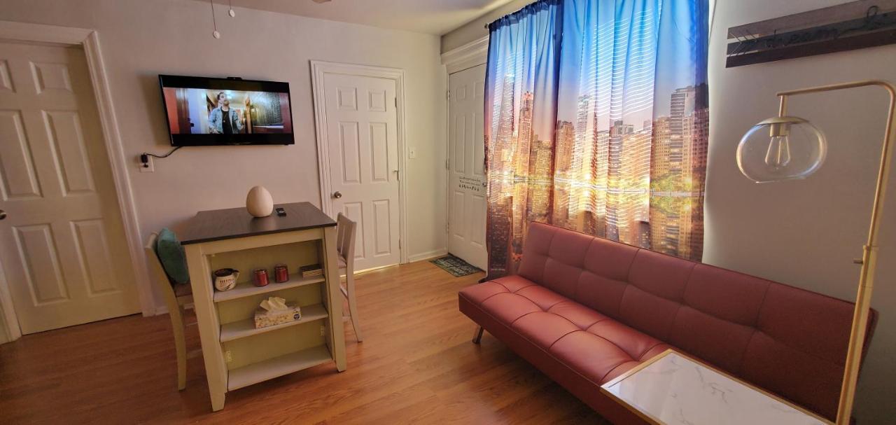 Cozy 1 Bedroom, 1 Min From Irving Park Blue Line, Free Parking 시카고 외부 사진