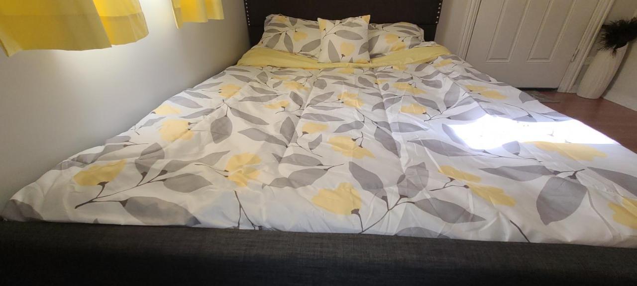 Cozy 1 Bedroom, 1 Min From Irving Park Blue Line, Free Parking 시카고 외부 사진