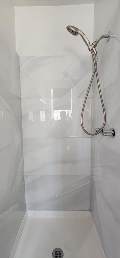 Cozy 1 Bedroom, 1 Min From Irving Park Blue Line, Free Parking 시카고 외부 사진